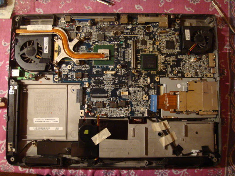 Nu is de kapotte videokaart er uit.