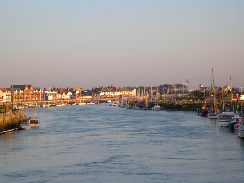 85 km later: Littlehampton. De kustplaats dichts bij Egham.